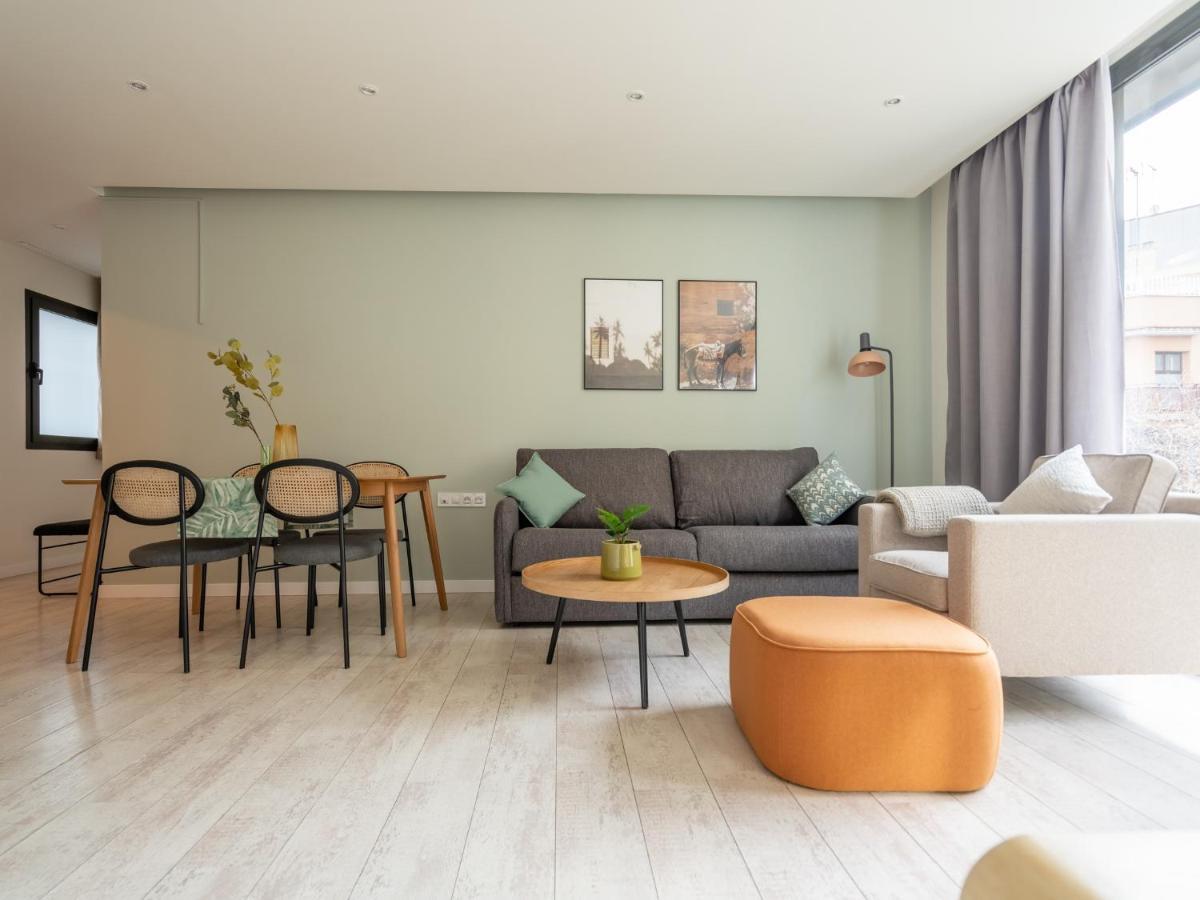 Limehome Barcelona Rector Triado Luaran gambar