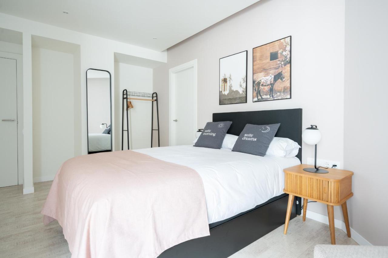 Limehome Barcelona Rector Triado Luaran gambar